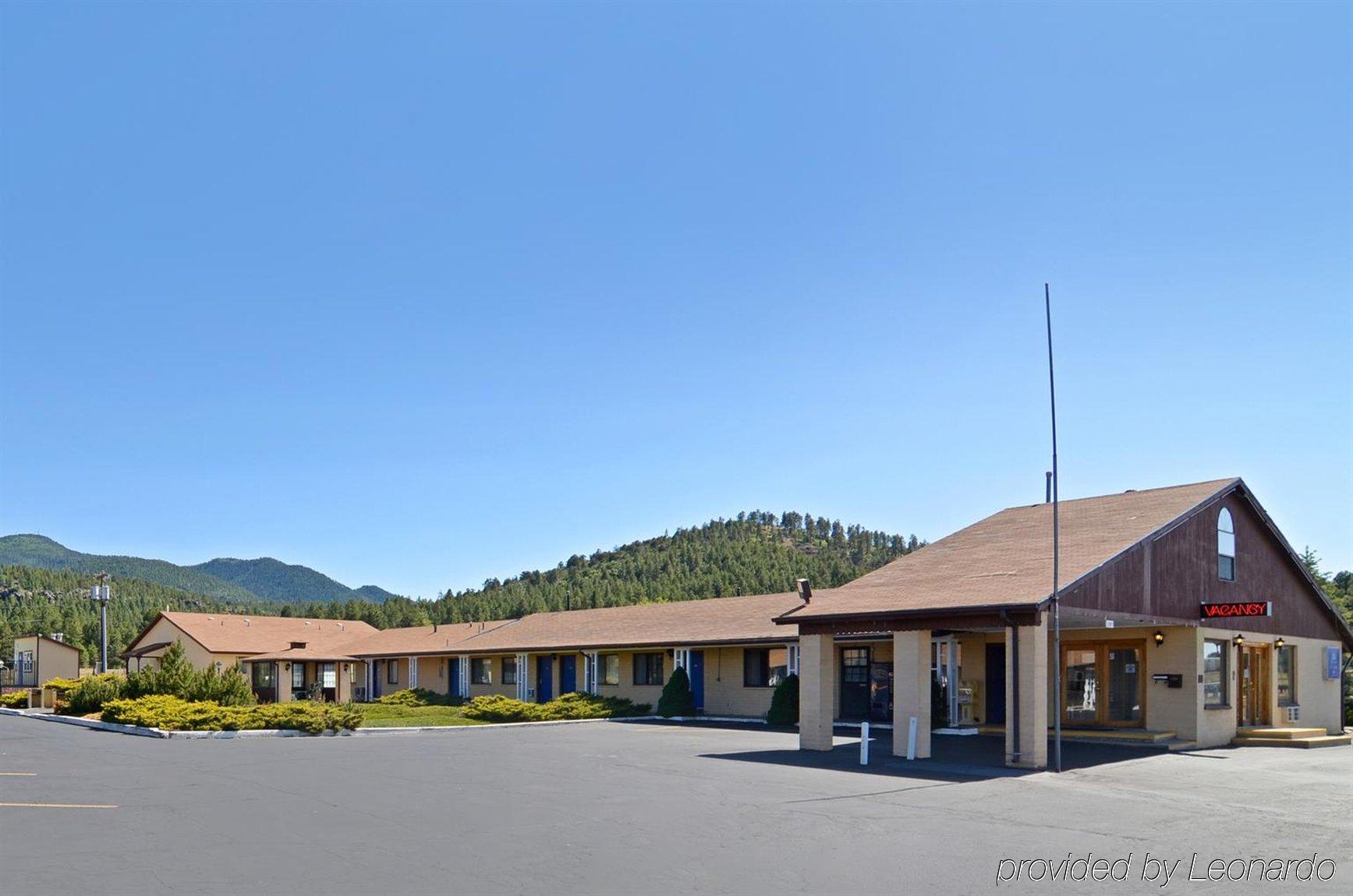 Super 8 By Wyndham Williams West Route 66 - Grand Canyon Area Exteriör bild
