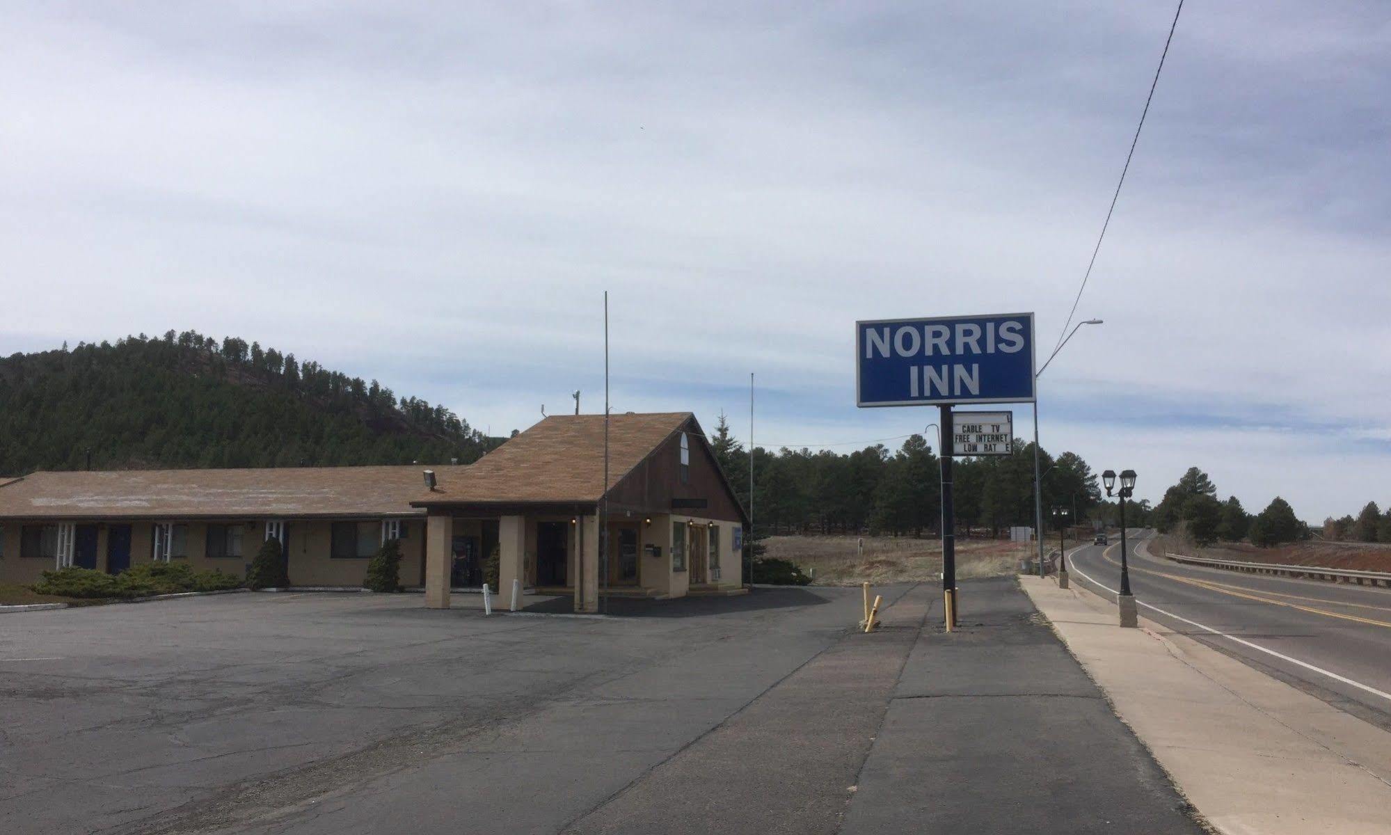 Super 8 By Wyndham Williams West Route 66 - Grand Canyon Area Exteriör bild